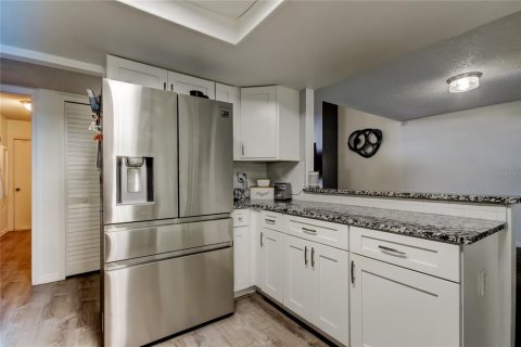 Casa en venta en New Port Richey, Florida, 3 dormitorios, 180.23 m2 № 1796852 - foto 19