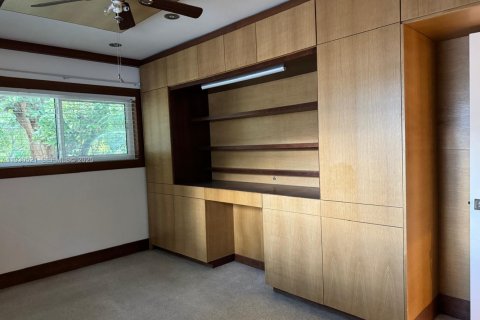 Villa ou maison à louer à Biscayne Park, Floride: 3 chambres, 158.68 m2 № 1989267 - photo 14