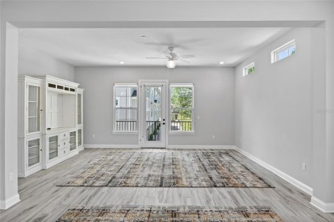 Townhouse in Orlando, Florida 3 bedrooms, 168.8 sq.m. № 1723379 - photo 11