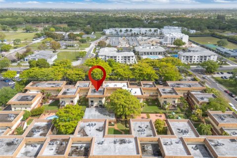 Condominio en venta en Miami, Florida, 2 dormitorios, 105.91 m2 № 2058959 - foto 28