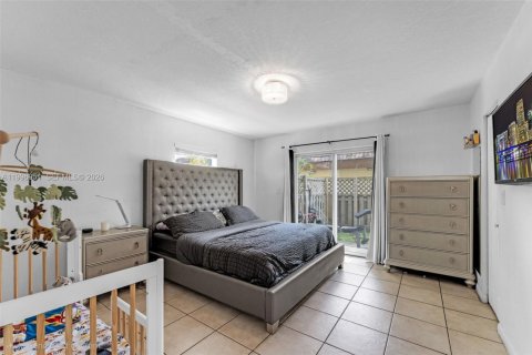 Condominio en venta en Miami, Florida, 2 dormitorios, 105.91 m2 № 2058959 - foto 10