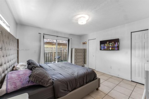 Condominio en venta en Miami, Florida, 2 dormitorios, 105.91 m2 № 2058959 - foto 11