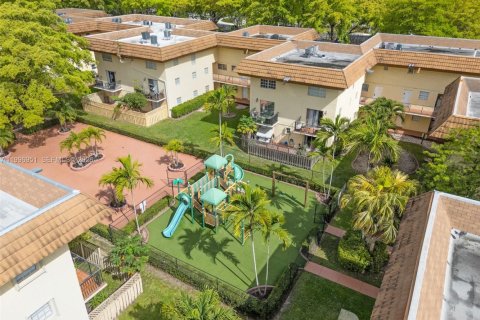 Condominio en venta en Miami, Florida, 2 dormitorios, 105.91 m2 № 2058959 - foto 20