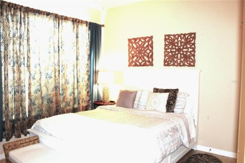 House in Kissimmee, Florida 5 bedrooms, 314.94 sq.m. № 1557199 - photo 14