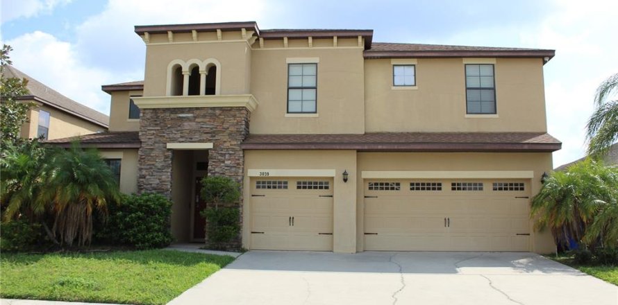House in Kissimmee, Florida 5 bedrooms, 314.94 sq.m. № 1557199