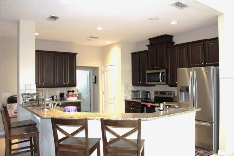 House in Kissimmee, Florida 5 bedrooms, 314.94 sq.m. № 1557199 - photo 7