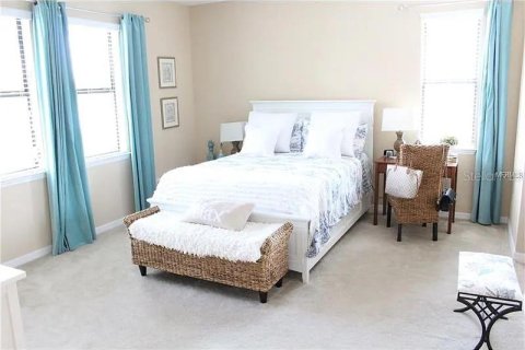 House in Kissimmee, Florida 5 bedrooms, 314.94 sq.m. № 1557199 - photo 12