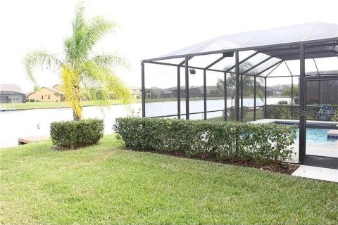 House in Kissimmee, Florida 5 bedrooms, 314.94 sq.m. № 1557199 - photo 2