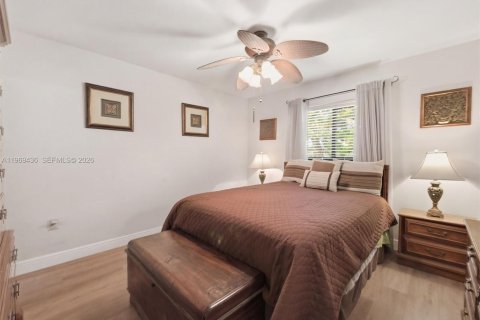 House in Sunrise, Florida 5 bedrooms, 194.63 sq.m. № 2030213 - photo 21