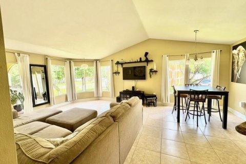 Condominio en venta en Oakland Park, Florida, 2 dormitorios, 115.29 m2 № 2083158 - foto 2
