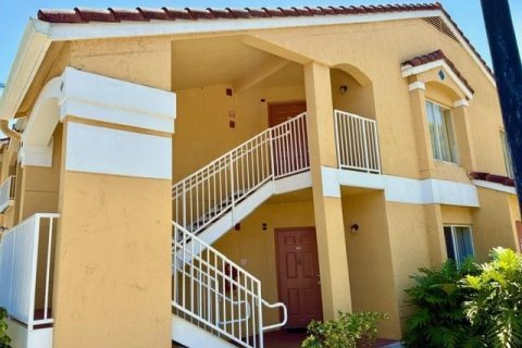 Condominio en venta en Oakland Park, Florida, 2 dormitorios, 115.29 m2 № 2083158 - foto 25