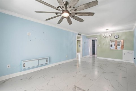 Condo in Bradenton, Florida, 2 bedrooms № 2207996 - photo 15