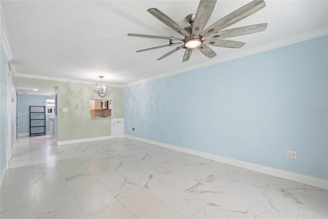 Condo in Bradenton, Florida, 2 bedrooms № 2207996 - photo 16