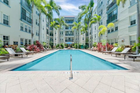 Condo in Fort Lauderdale, Florida, 1 bedroom № 2088172 - photo 24