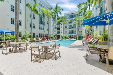 Condo in Fort Lauderdale, Florida, 1 bedroom № 2088172 - photo 23