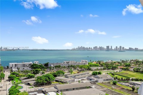 Copropriété à vendre à North Bay Village, Floride: 2 chambres, 118.36 m2 № 2061279 - photo 16