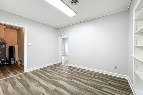 Immobilier commercial à louer à Winter Park, Floride: 178.84 m2 № 1812782 - photo 14