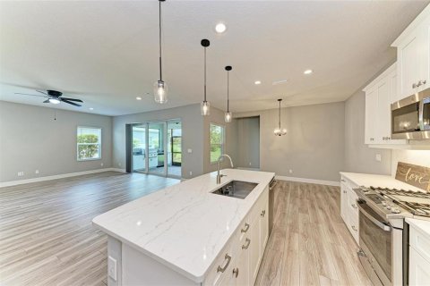 Villa ou maison à louer à Sarasota, Floride: 4 chambres, 287.72 m2 № 2411397 - photo 9