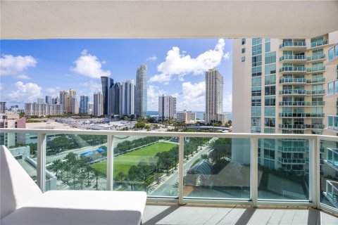 Снять в аренду кондоминиум в Санни-Айлс-Бич, Флорида 3 спальни, 135.73м2, № 1961360 - фото 19