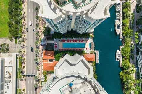 Снять в аренду кондоминиум в Санни-Айлс-Бич, Флорида 3 спальни, 135.73м2, № 1961360 - фото 25