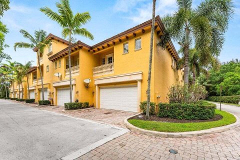 Touwnhouse à louer à Boca Raton, Floride: 3 chambres, 189.8 m2 № 2262045 - photo 28
