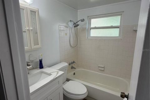 Villa ou maison à vendre à Zephyrhills, Floride: 3 chambres, 74.14 m2 № 2350126 - photo 19