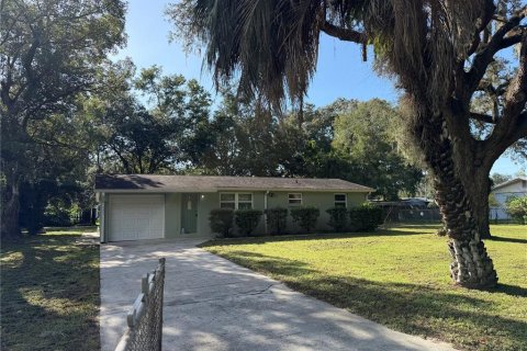 Villa ou maison à vendre à Zephyrhills, Floride: 3 chambres, 74.14 m2 № 2350126 - photo 2