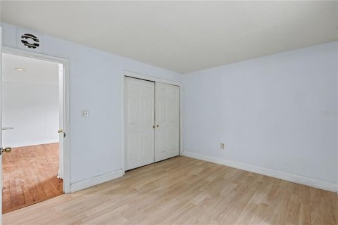 Condo in Tampa, Florida, 1 bedroom  № 2379235 - photo 12