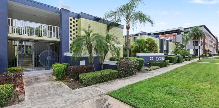 Condo in Tampa, Florida, 1 bedroom  № 2379235