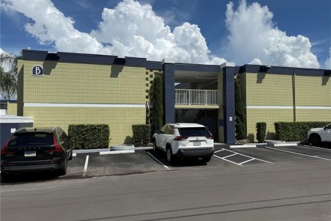 Condo in Tampa, Florida, 1 bedroom  № 2379235 - photo 20