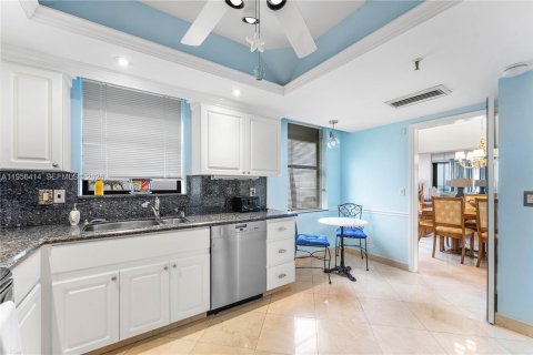 Купить кондоминиум в Джуно-Бич, Флорида 3 спальни, 181.53м2, № 2011403 - фото 10