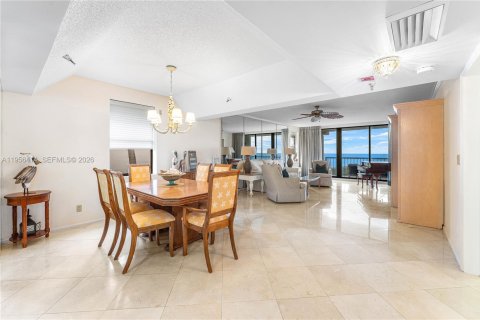 Купить кондоминиум в Джуно-Бич, Флорида 3 спальни, 181.53м2, № 2011403 - фото 7