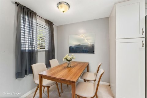 Condo in Clearwater, Florida, 2 bedrooms № 2369632 - photo 14