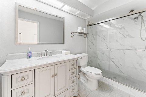 Condo in Clearwater, Florida, 2 bedrooms № 2369632 - photo 23