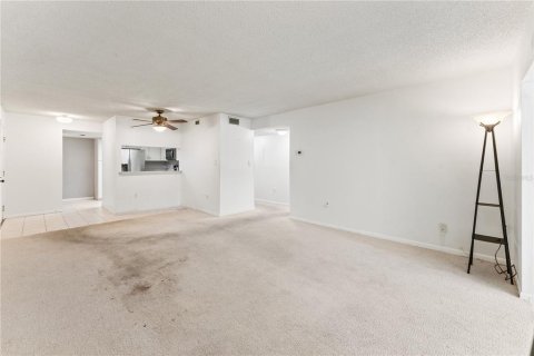 Condo in Clearwater, Florida, 2 bedrooms № 2369632 - photo 5