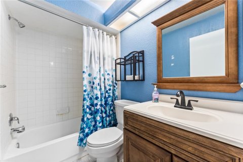 Condo in Clearwater, Florida, 2 bedrooms № 2369632 - photo 27