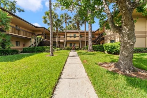 Condo in Clearwater, Florida, 2 bedrooms № 2369632 - photo 2
