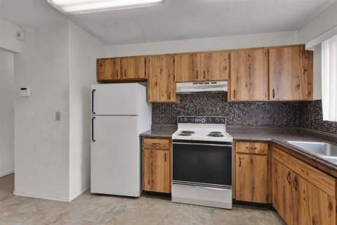 Villa ou maison à vendre à Port St. Lucie, Floride: 3 chambres, 109.25 m2 № 2179716 - photo 16