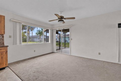 Villa ou maison à vendre à Port St. Lucie, Floride: 3 chambres, 109.25 m2 № 2179716 - photo 19