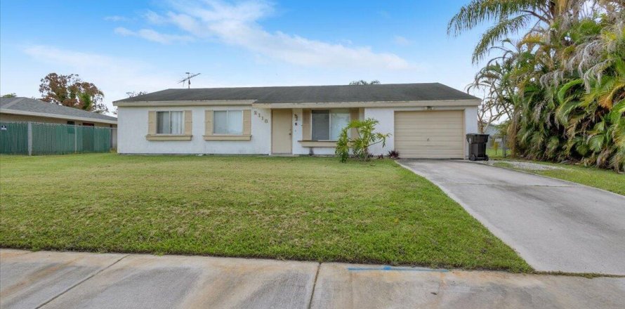 Villa ou maison à Port St. Lucie, Floride 3 chambres, 109.25 m2 № 2179716