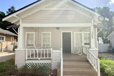 House in DeLand, Florida 2 bedrooms, 74.69 sq.m. № 2379704