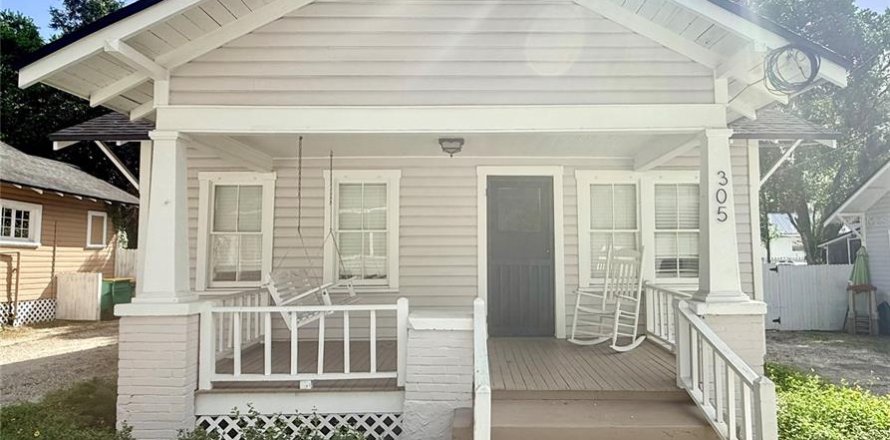 House in DeLand, Florida 2 bedrooms, 74.69 sq.m. № 2379704