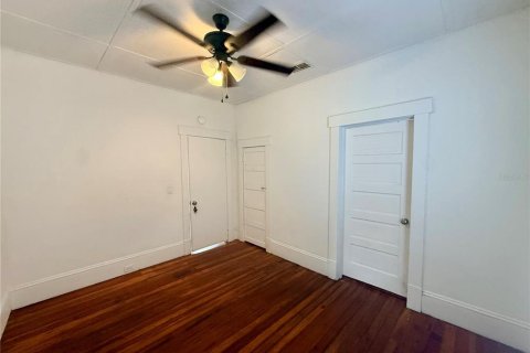 House in DeLand, Florida 2 bedrooms, 74.69 sq.m. № 2379704 - photo 13