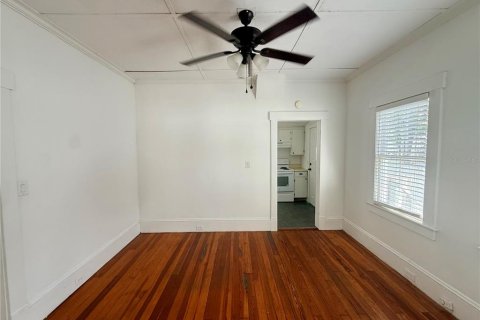 House in DeLand, Florida 2 bedrooms, 74.69 sq.m. № 2379704 - photo 5