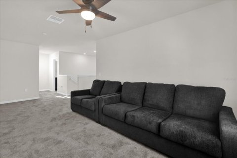 House in Davenport, Florida 4 bedrooms, 242.94 sq.m. № 1915673 - photo 26