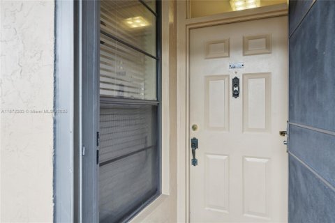 Condo in Margate, Florida, 2 bedrooms  № 1921178 - photo 4