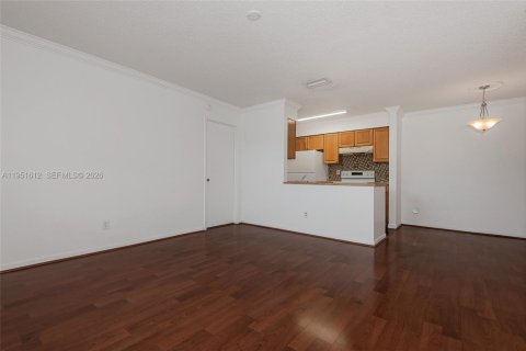 Снять в аренду кондоминиум в Пемброк-Пайнс, Флорида 2 спальни, 86.58м2, № 2006050 - фото 3