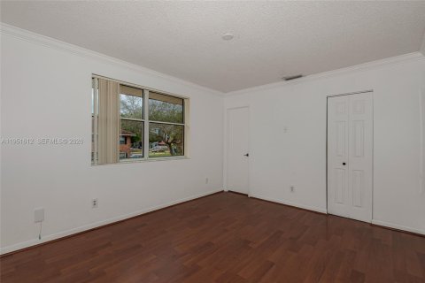 Снять в аренду кондоминиум в Пемброк-Пайнс, Флорида 2 спальни, 86.58м2, № 2006050 - фото 20