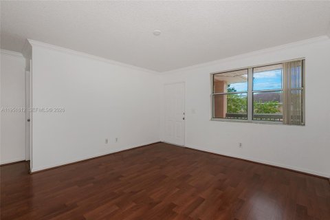 Снять в аренду кондоминиум в Пемброк-Пайнс, Флорида 2 спальни, 86.58м2, № 2006050 - фото 5