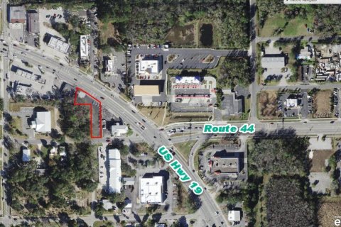 Propiedad comercial en venta en Crystal River, Florida № 2339129 - foto 3